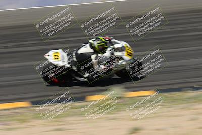 media/Apr-05-2024-Apex Assassins-CVMA Friday Practice (Fri) [[ee2ef04f2b]]/3-Racer 2/Session 3 (Bowl Speed Pans)/